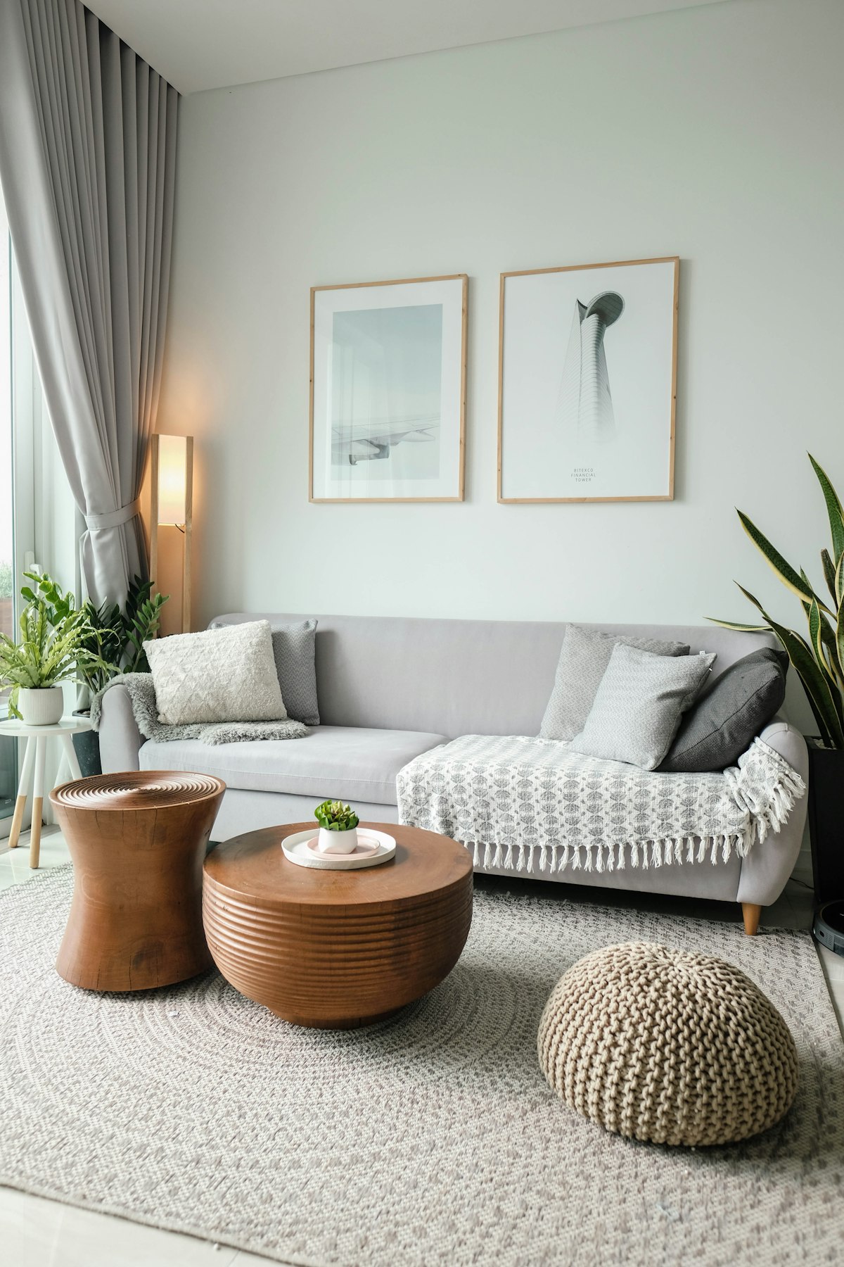 Bright, freshly cleaned living room